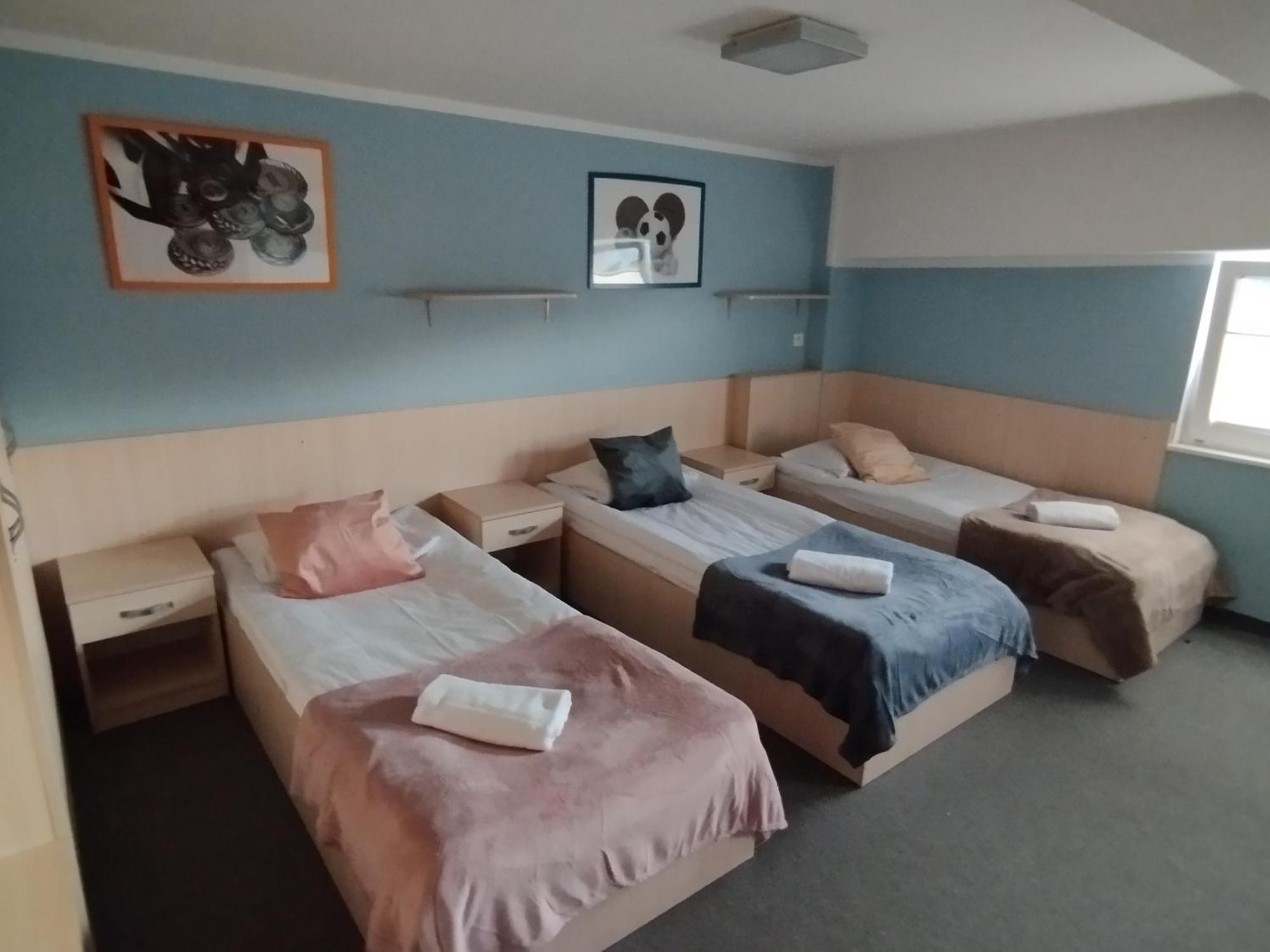 Hostel Rakietka กดัญสก์ ภายนอก รูปภาพ
