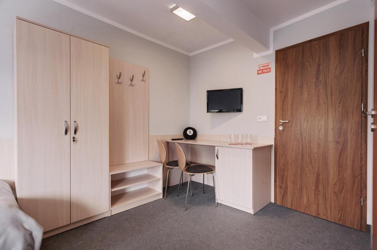 Hostel Rakietka กดัญสก์ ภายนอก รูปภาพ